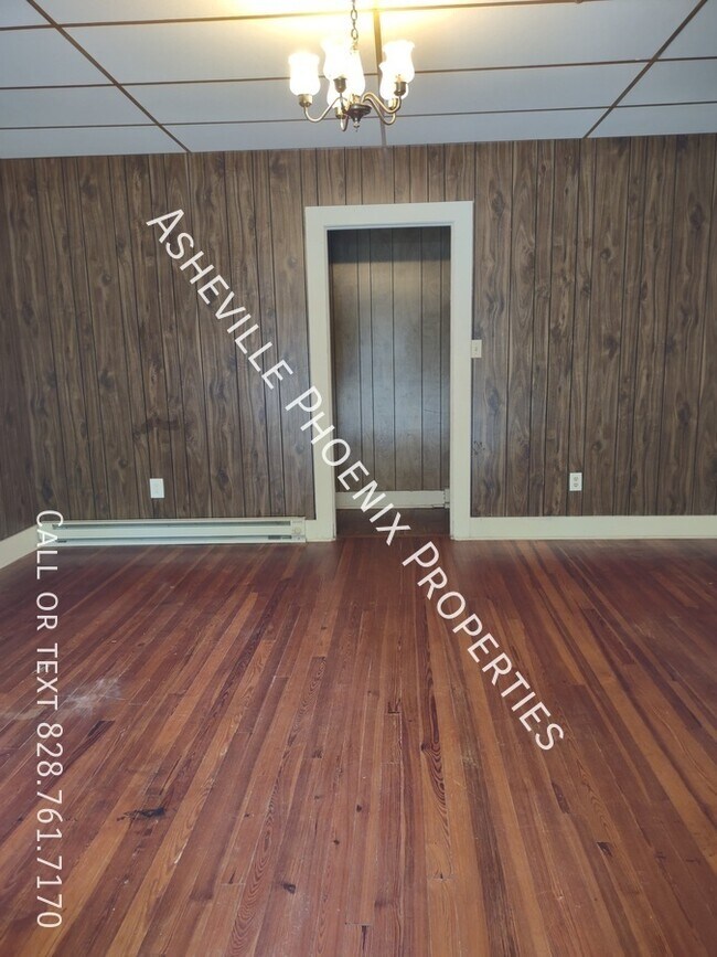Building Photo - 13 Sayles Road, Unit A