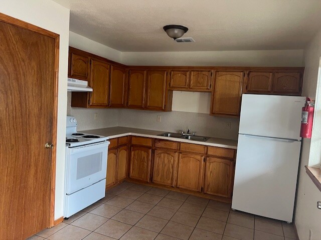 Foto principal - 1000 Wild Rose Ln