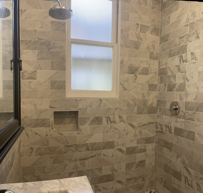 Bathroom - 499 Steiner St