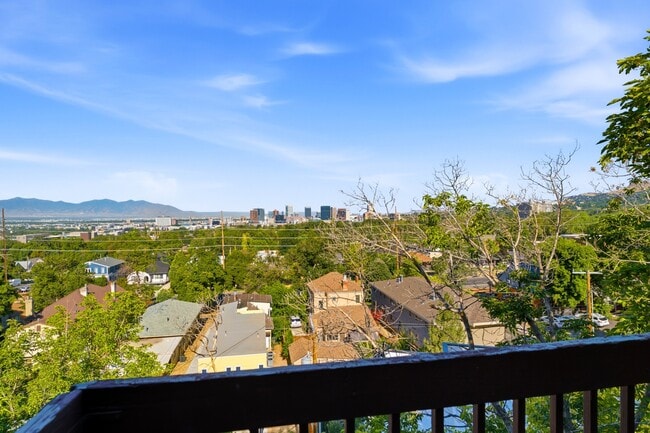 Photo - 250 S Elizabeth St (Salt Lake City, UT) Townhome
