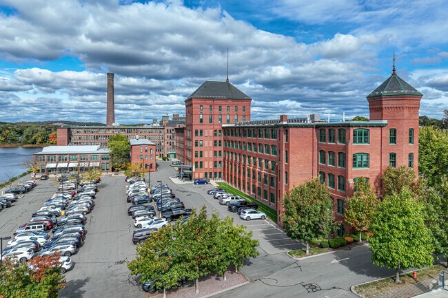 Building Photo - Watch Factory Lofts