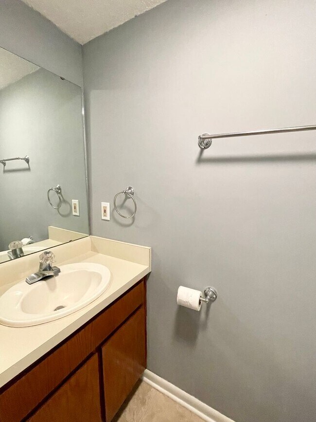 Building Photo - Harbison