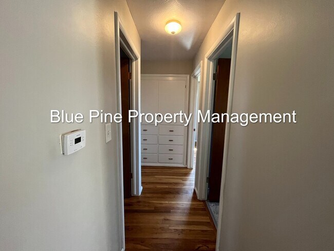 Foto del edificio - 714 E 15th St