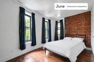 Building Photo - Room in Shared 4 bed/2 bath home in West Harlem