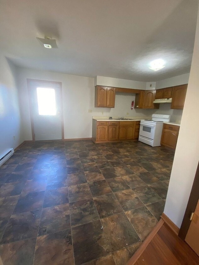 40 Paul St Unit 40, Frostburg, MD 21532 Room for Rent in Frostburg