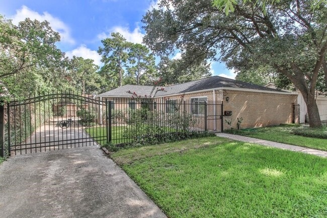 Foto del edificio - 12514 Kingsride Ln