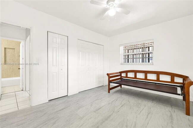 Foto del edificio - 7435 SW 34th St