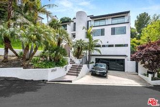 Building Photo - 4961 Marmol Dr