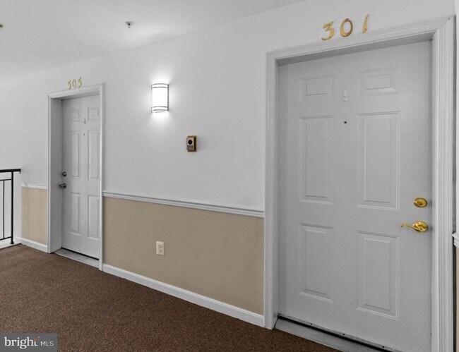 Foto del edificio - 501 Mathias Hammond Way
