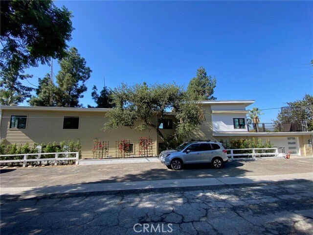 Foto del edificio - 203 Cedar Crest Ave