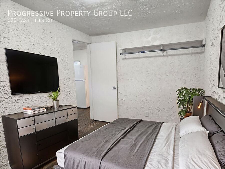 Photo - 620 East Hills Rd-