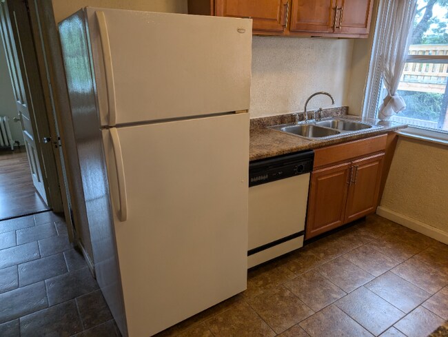 Foto del edificio - 187 Morewood Ave