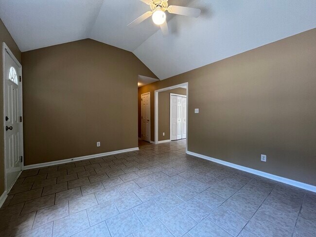 Foto del edificio - 7946 Lobilia Ln