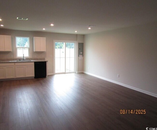 Building Photo - 3006 Northwest Dr