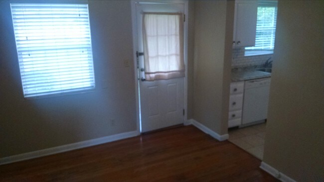 Building Photo - 3240 Fruitwood Ln