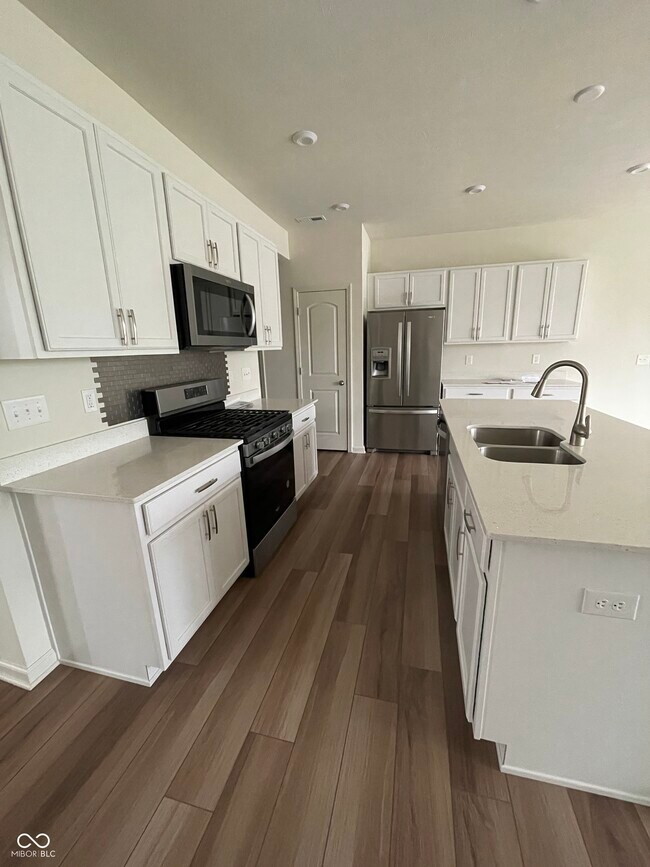 Foto del edificio - 14254 Bay Willow Dr