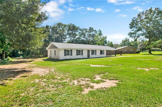 Building Photo - 6451 Larkspur Dr