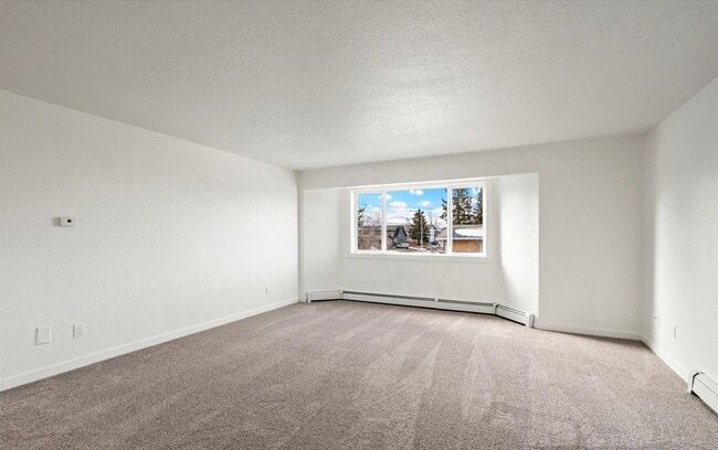 Building Photo - 3921 Peterkin Ave
