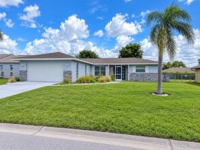 Building Photo - 1706 Sandy Ct