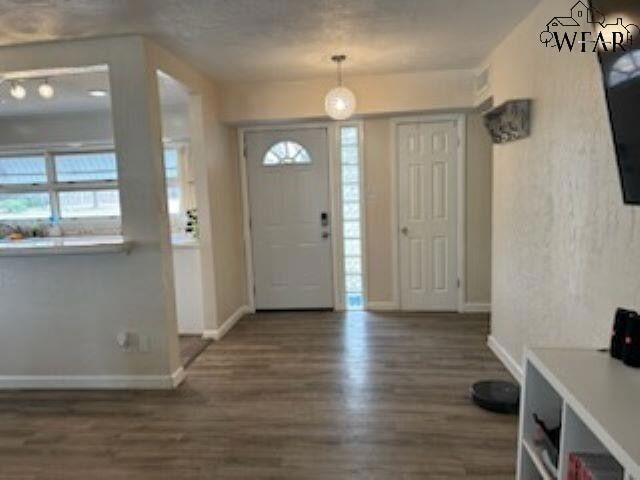 Foto del edificio - 4616 Lake Park Dr