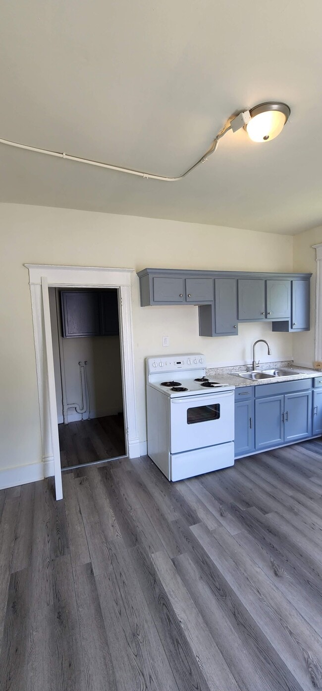 Cocina - 714 Halifax St