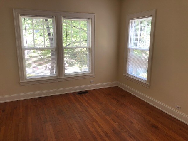 dining room - 407 Warren St