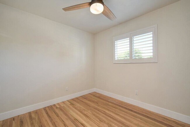 Building Photo - 3 br, 2 bath House - 201 Cottonwood Street
