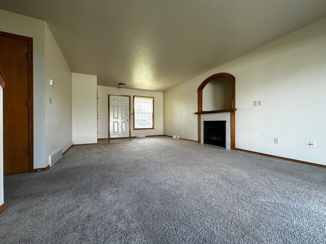 Foto del edificio - 1525-1527-1527 O Keefe Rd