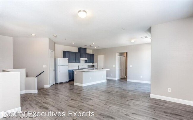 Foto del edificio - 2 br, 2 bath House - 355 Kensington Palace...