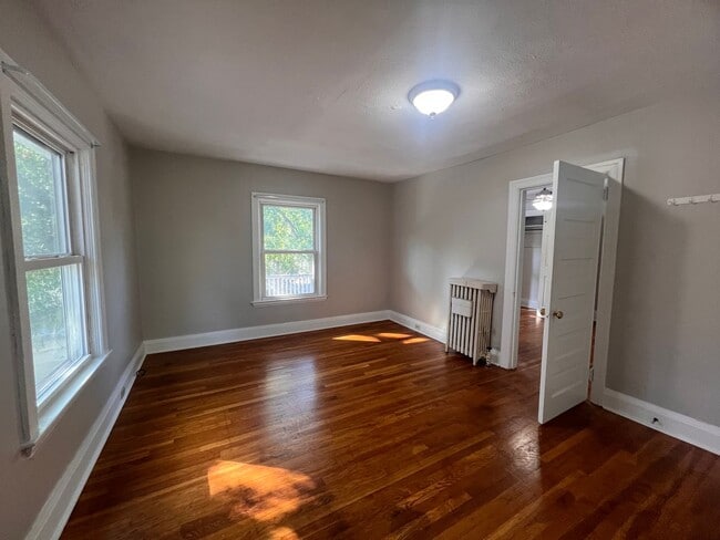 Foto del edificio - 641 Parkwood St NE