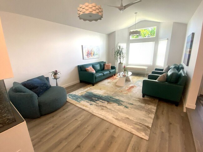 Building Photo - Beautiful Southwest Torrance Two-Story Home!