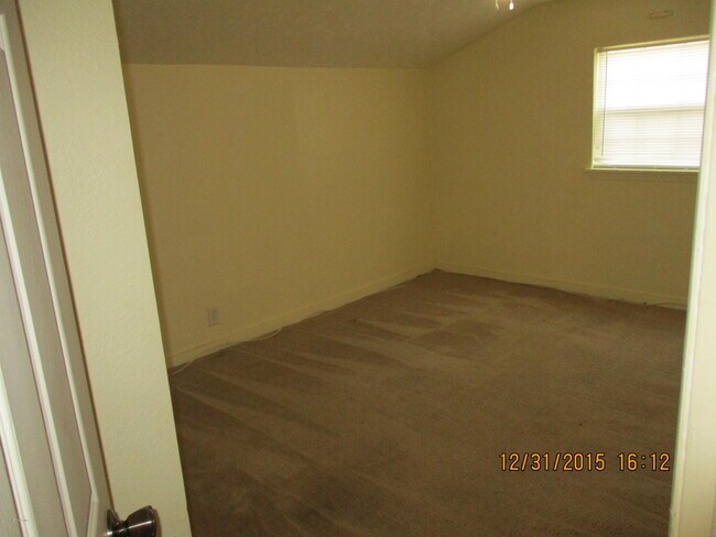 Foto del edificio - 253 Jackson Ave N