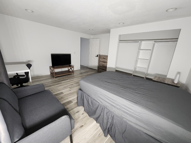 Building Photo - 4197 W 4100 S