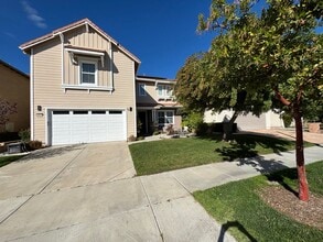 Building Photo - 26525 Craftsmen Ct