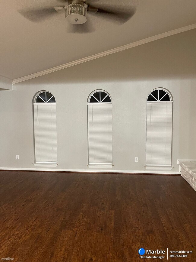 Foto del edificio - 3 br, 3 bath House - 4917 Ashlock Dr