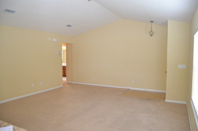 Building Photo - 96063 Aqua Vista Ct