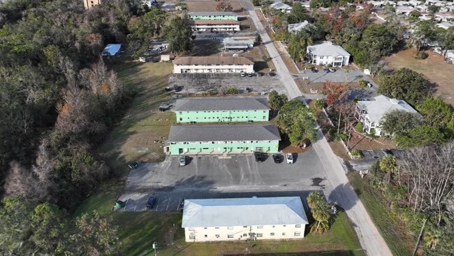  - Lost Lake Apartments