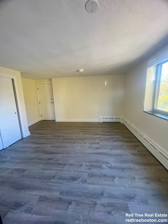 Building Photo - 15 Chester St