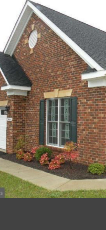 Foto del edificio - 9533 Airdrie Ln