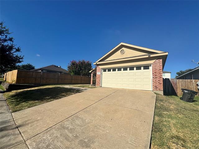 Foto del edificio - 8609 Rainy Lake Dr