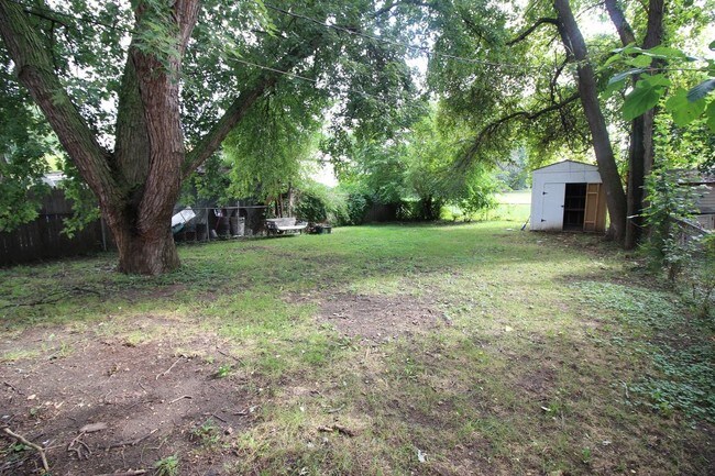 Building Photo - Great Home in Wayne