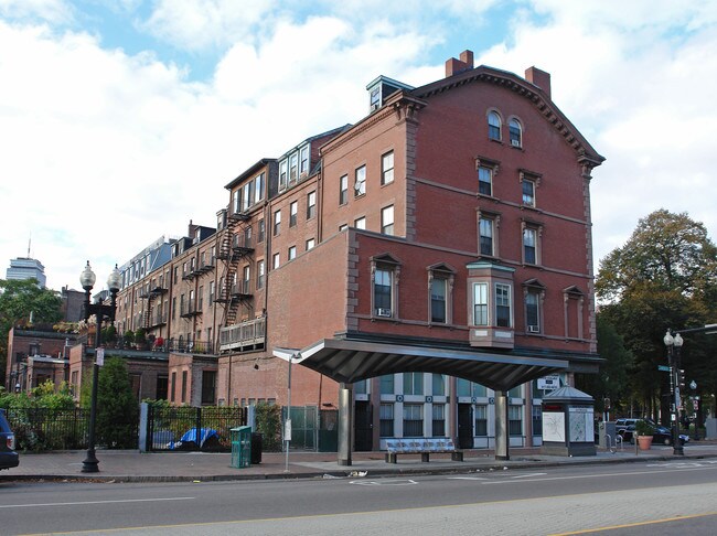 Building Photo - West Newton Street