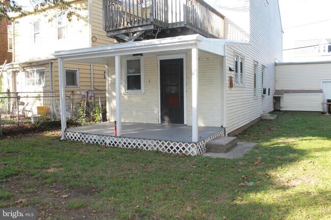 Foto del edificio - 141 Lafayette Ave