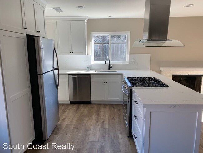 Building Photo - 5 br, 3 bath House - 222 Old Ranch Rd