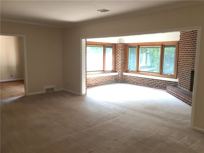 Foto del edificio - 2350 Cheshire Bridge Rd NE