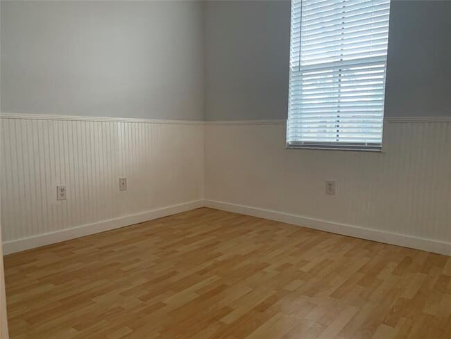 Foto del edificio - 256 Riverwalk Cir