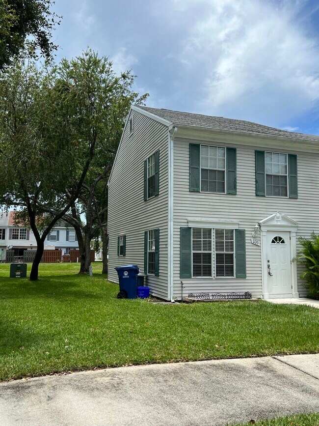 209 Park Dr, Jupiter, FL 33458 Townhome Rentals in Jupiter
