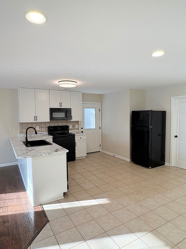 Foto del edificio - 401 Catalpa Cir