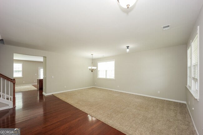 Foto del edificio - 31 Timber Ln