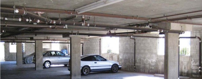 Estacionamiento - Carpenter Village